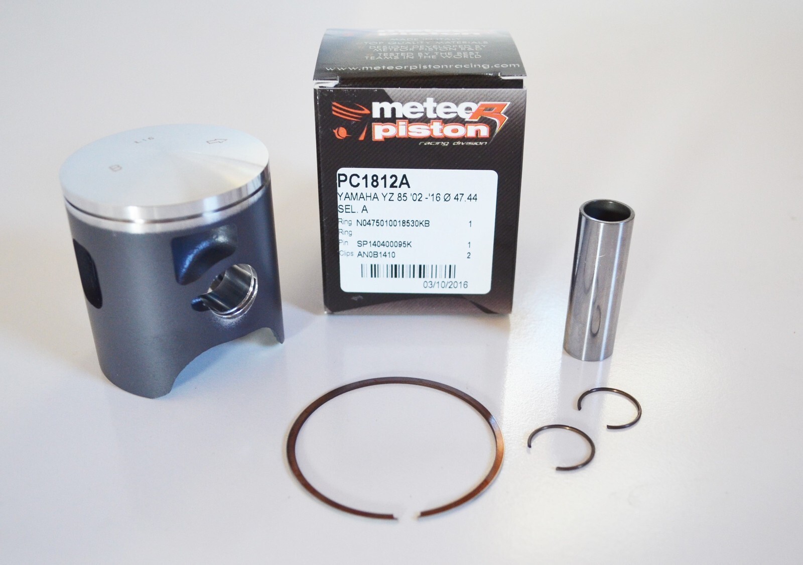 YAMAHA 2T Meteor Piston Kits with Top End Roller Bearing > YZ85 2002-2017 Ø  47.44 SIZE. A